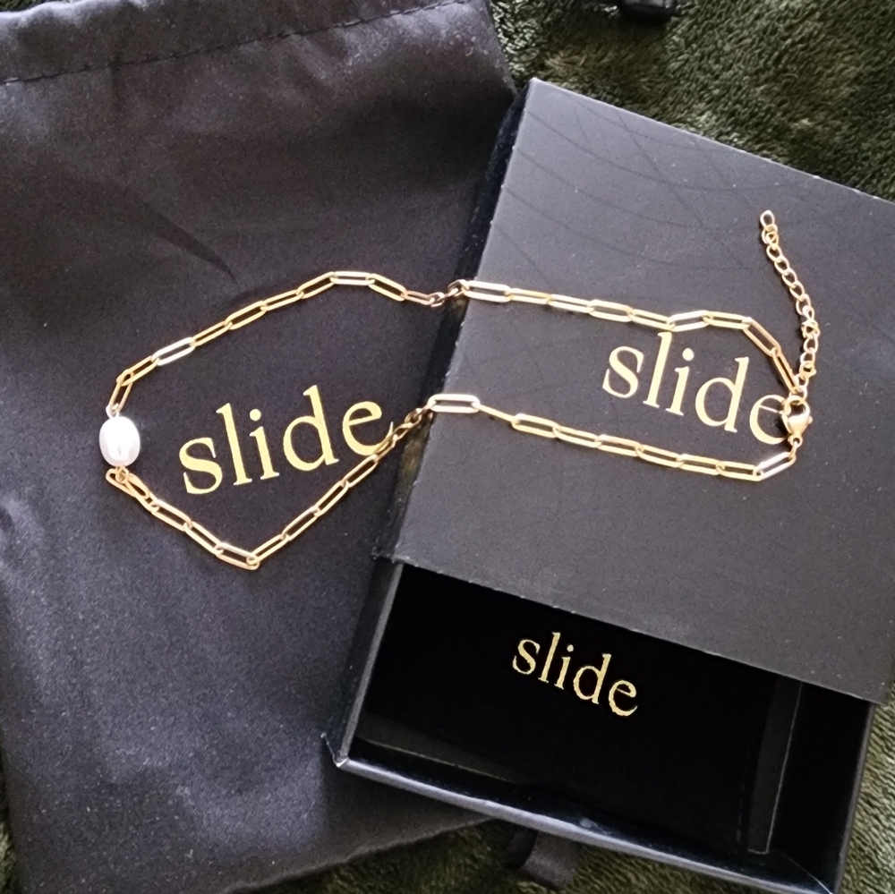 Slide Jewelry Stainless Steel. Gold Paperclip Necklace W Pearl Accent NIB